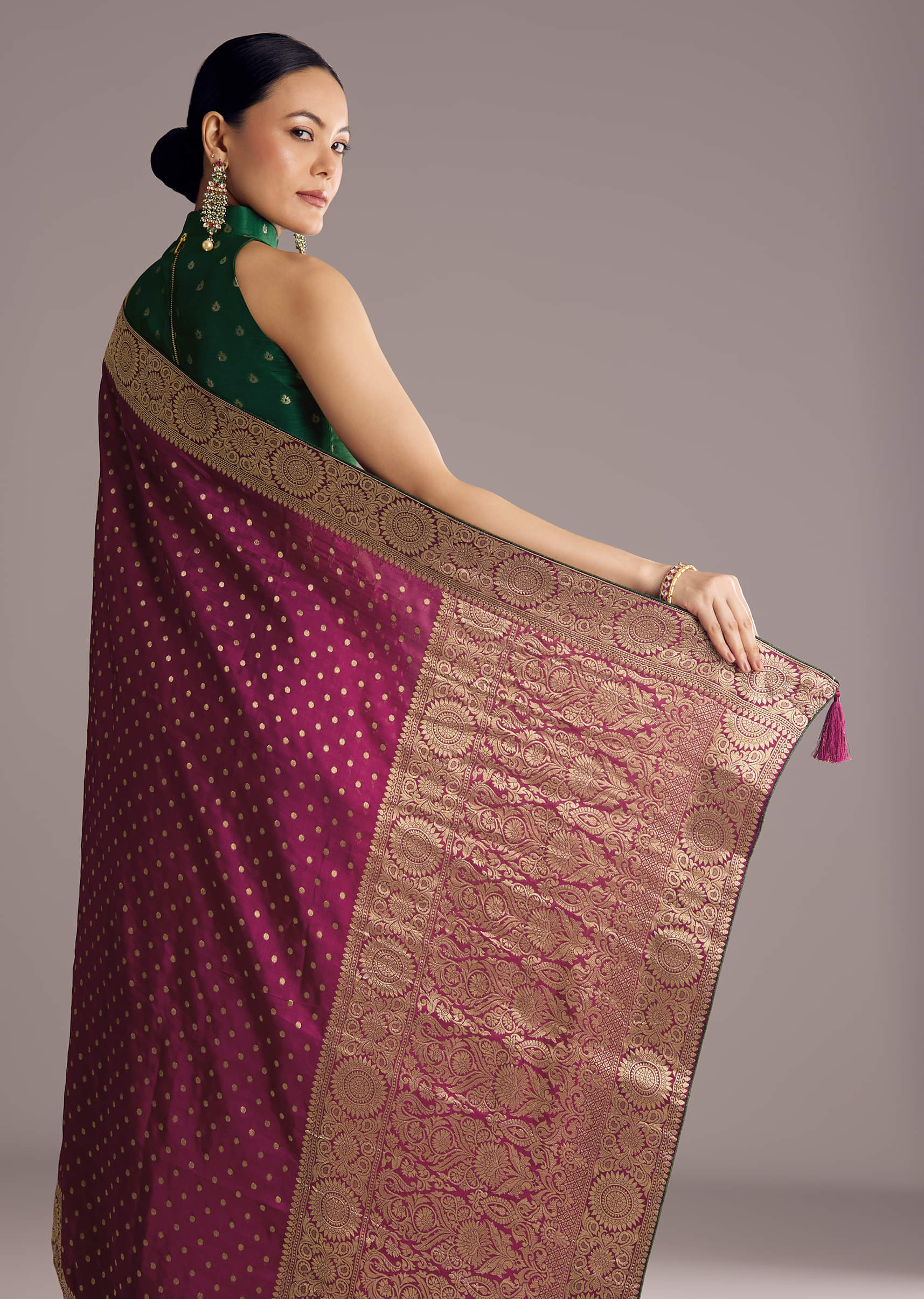 Wine Dola Silk Saree With Butti Work And Floral Border - Image 4