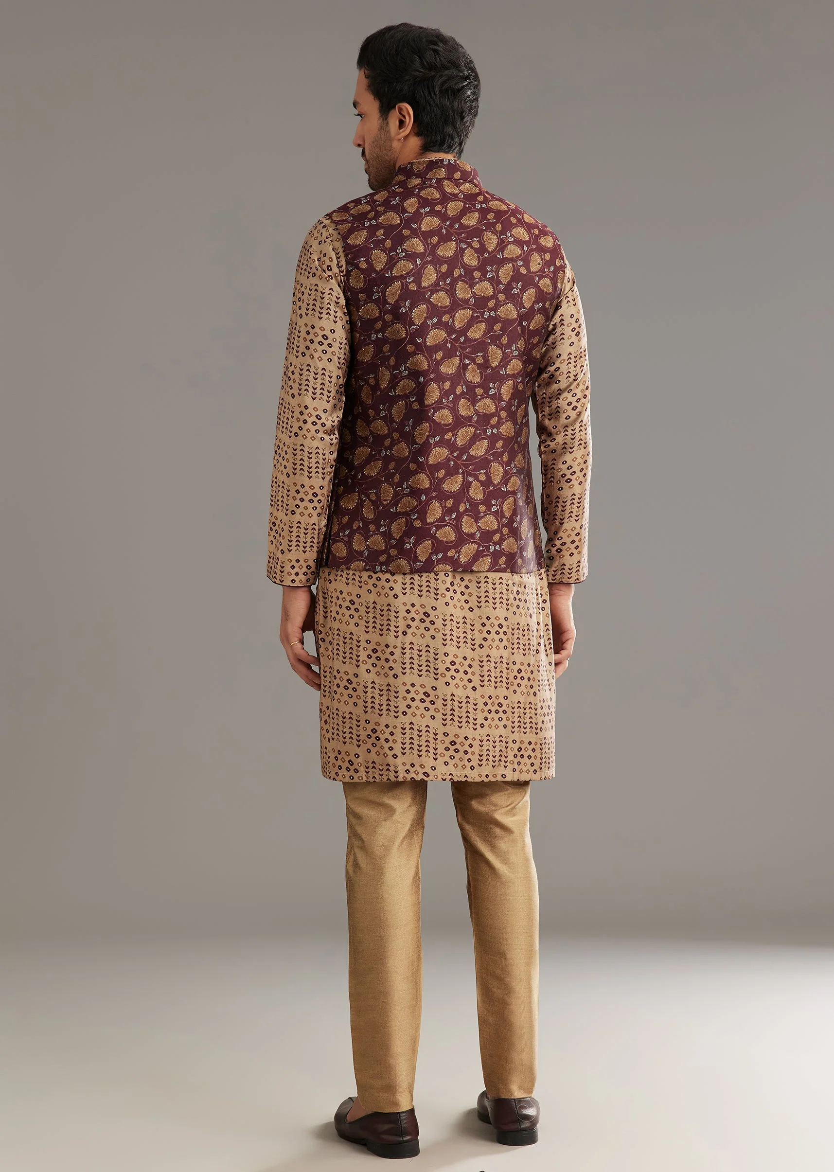 Wine Kurta Jacket Set In Modal Chanderi With Printed Design - Image 5
