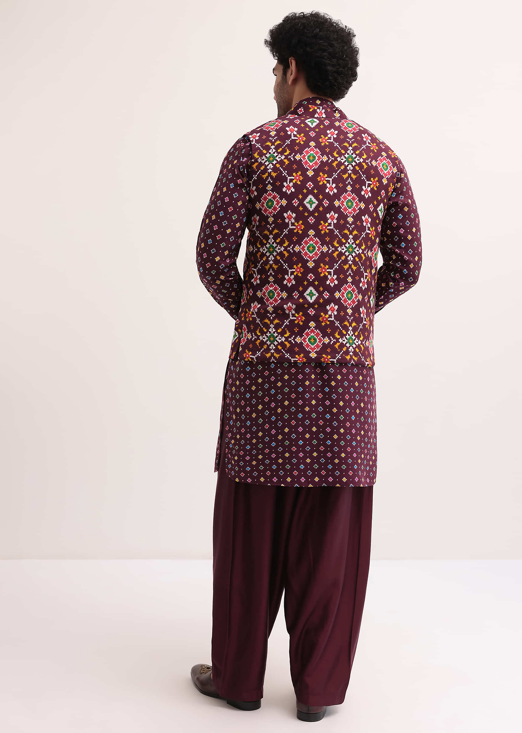 Wine Patola Printed Kurta Jacket Set For Men - Image 4