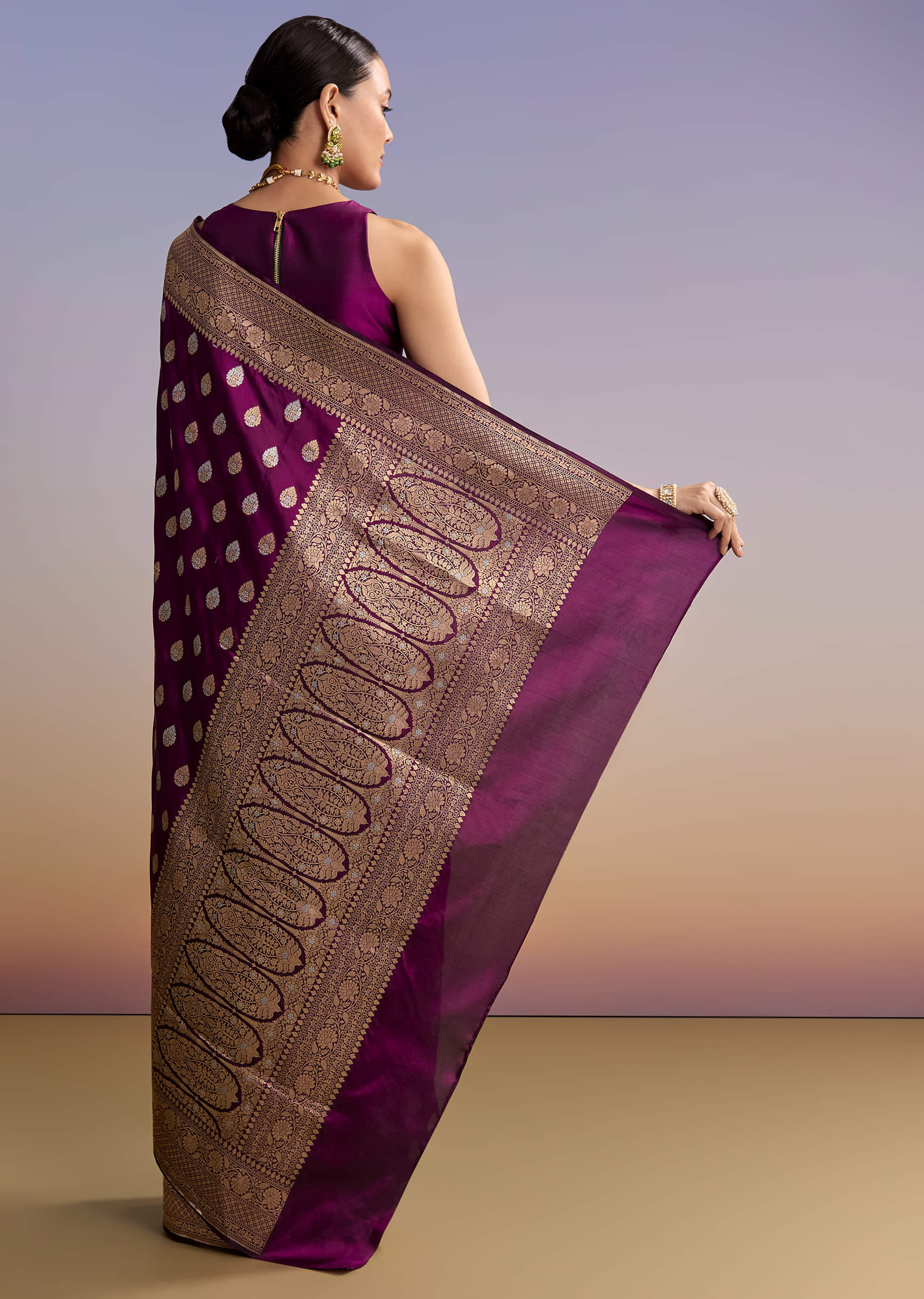 Wine Silk Handwoven Banarasi Saree With Zari Butti - Image 4