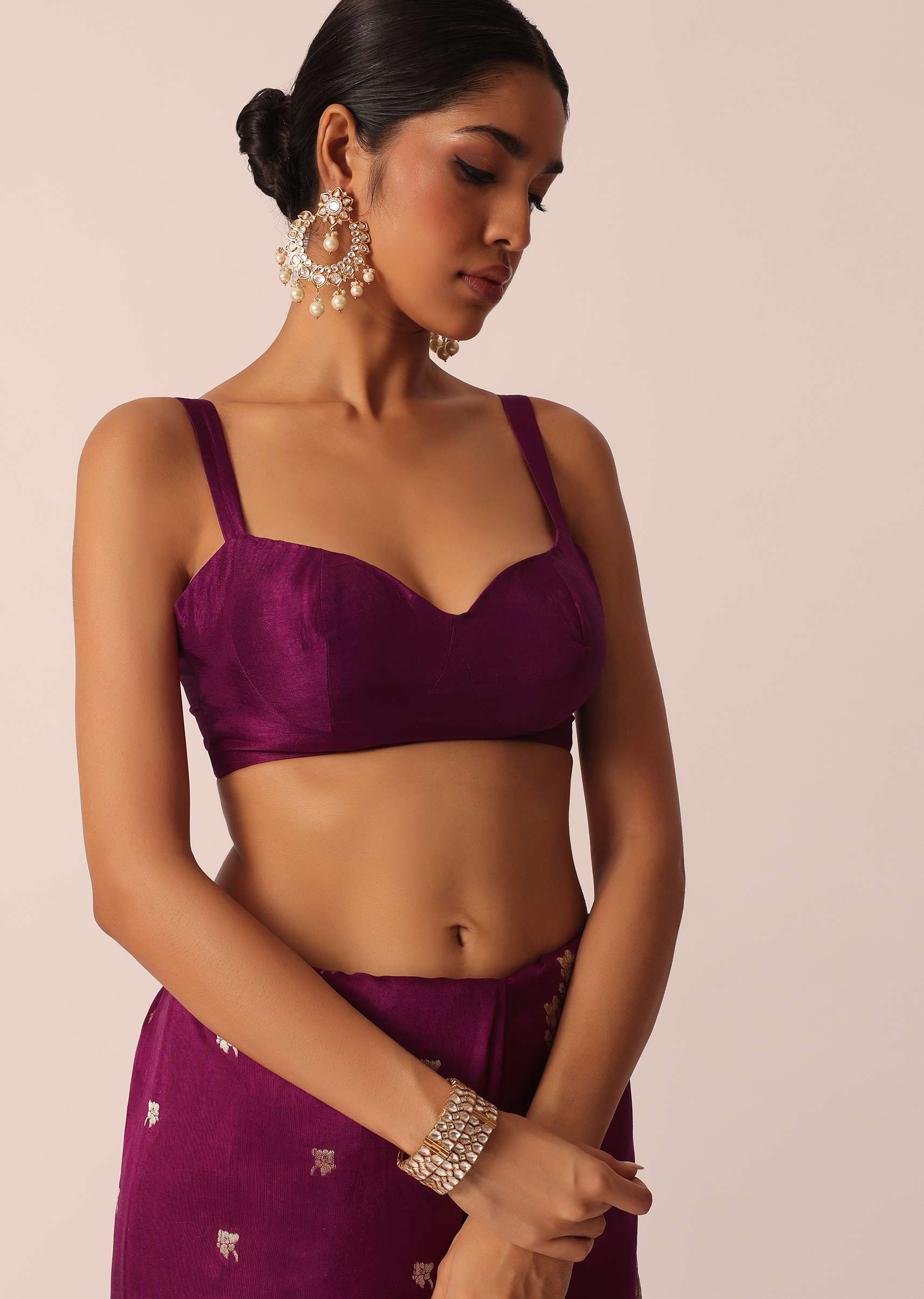 Wine Silk Saree with Butta Detail And Unstitched Blouse Piece - Image 7
