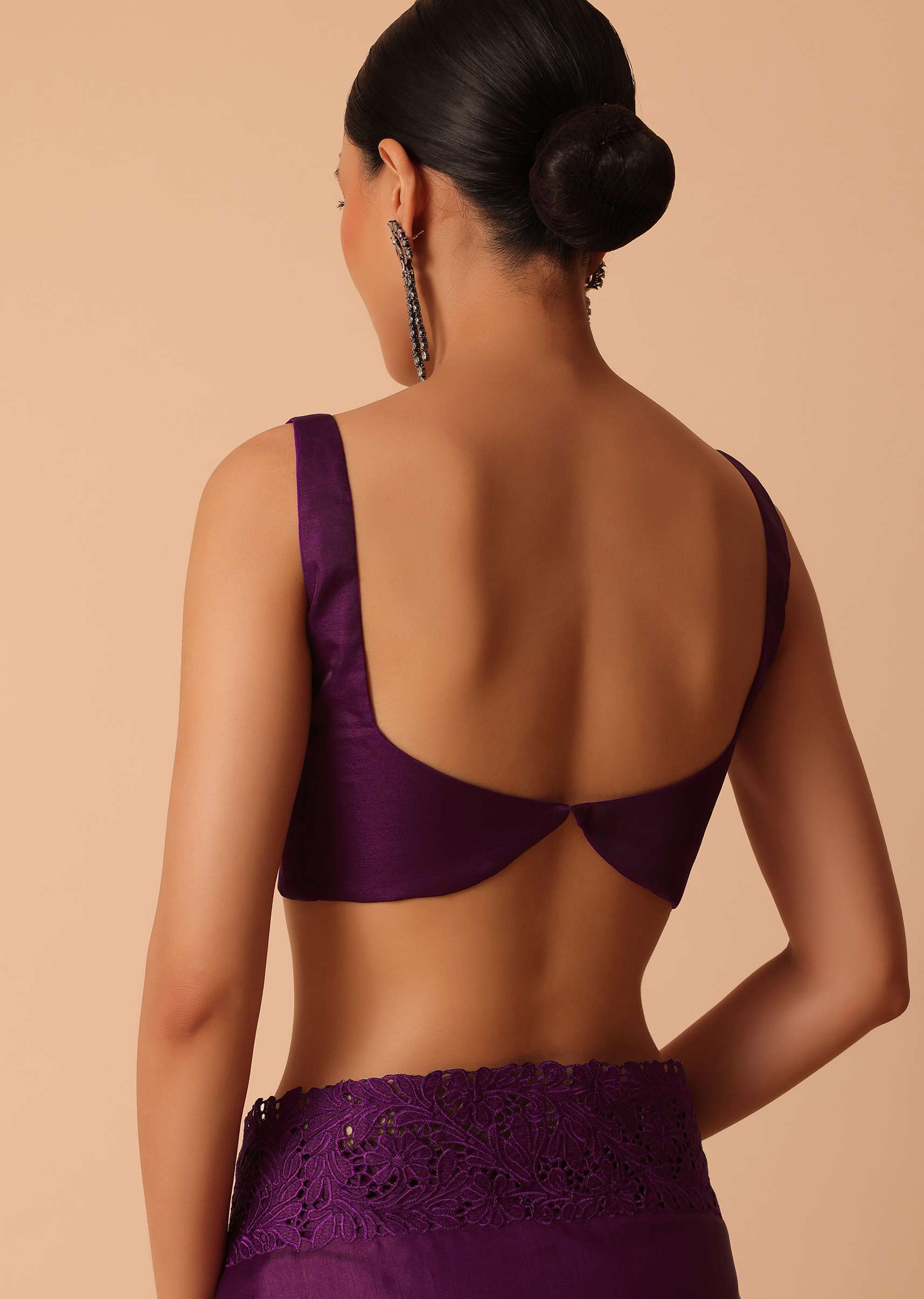 Wine Tussar Saree With Lace Border And Unstitched Blouse Piece - Image 8