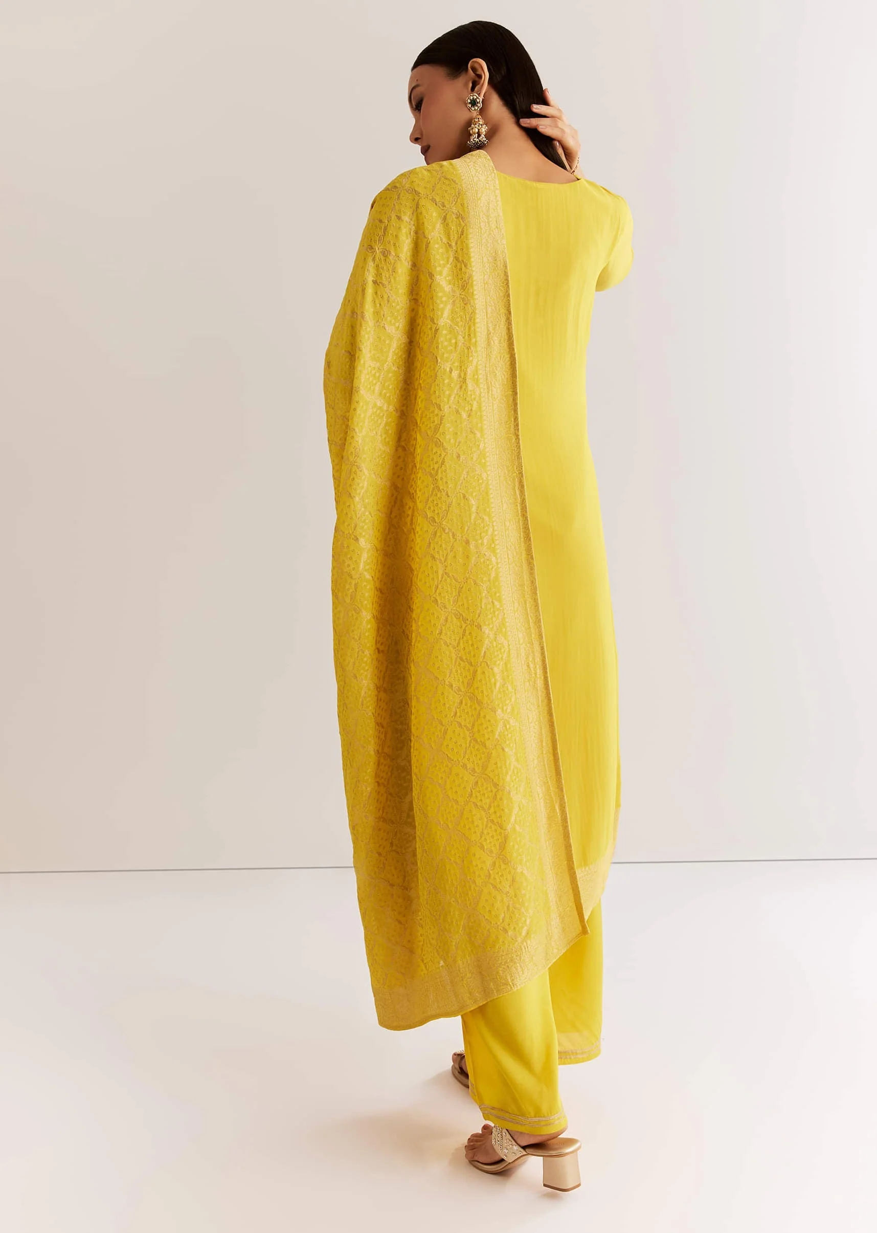 Yellow Banarasi Georgette Kurta Set With Zardosi And Cutdana Work - Image 5
