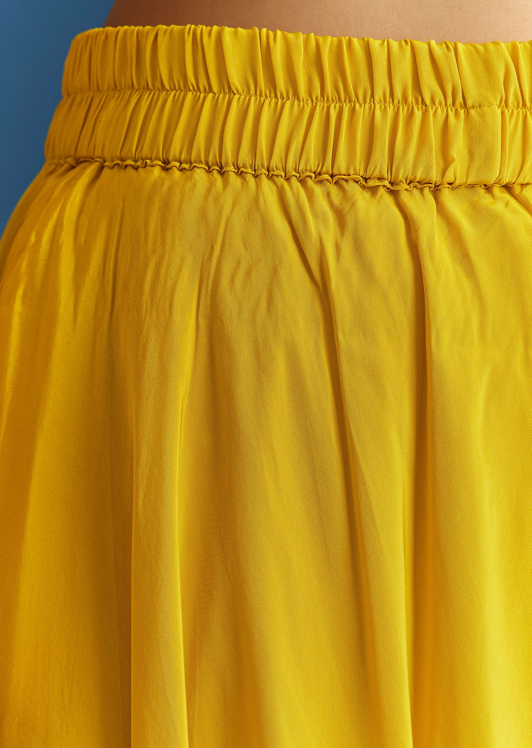Yellow Chinon Kurta Palazzo Set With Choker Style Dupatta - Image 6