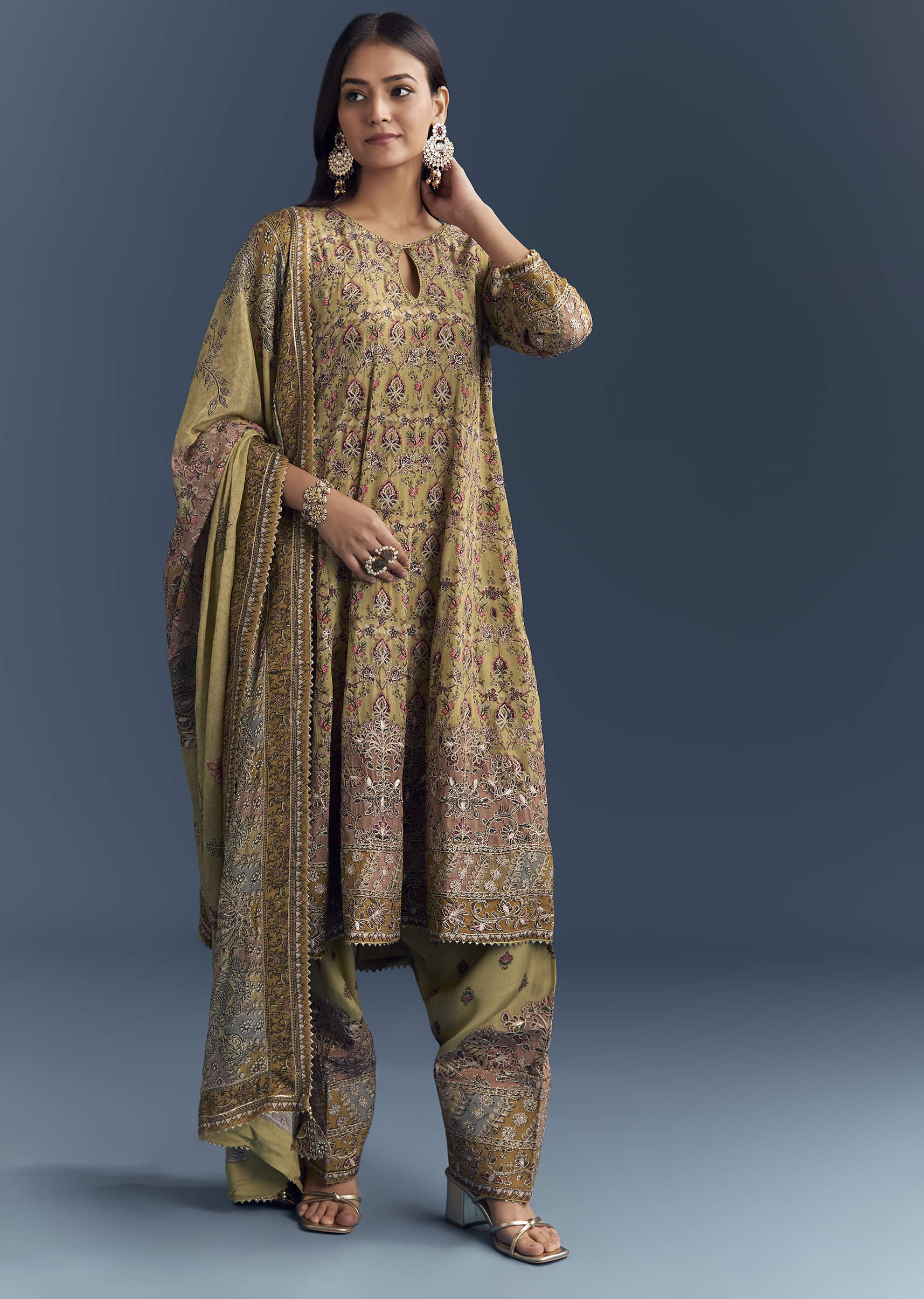 Yellow Crepe Printed Kurta Set With Gota Work - Image 3