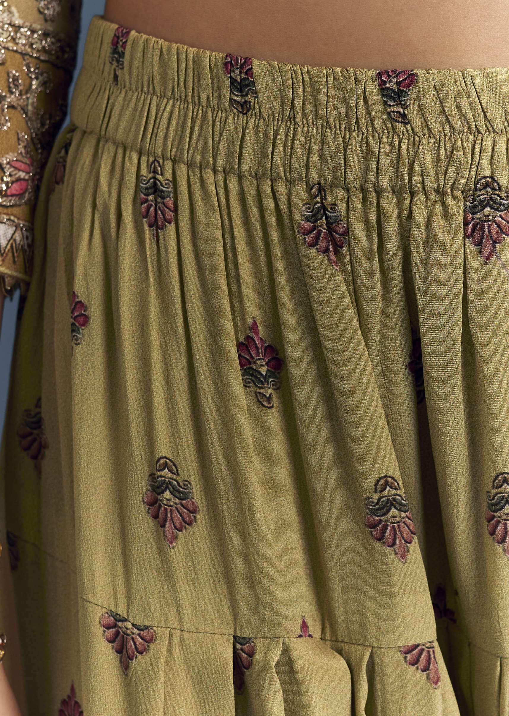 Yellow Crepe Printed Kurta Set With Gota Work - Image 6