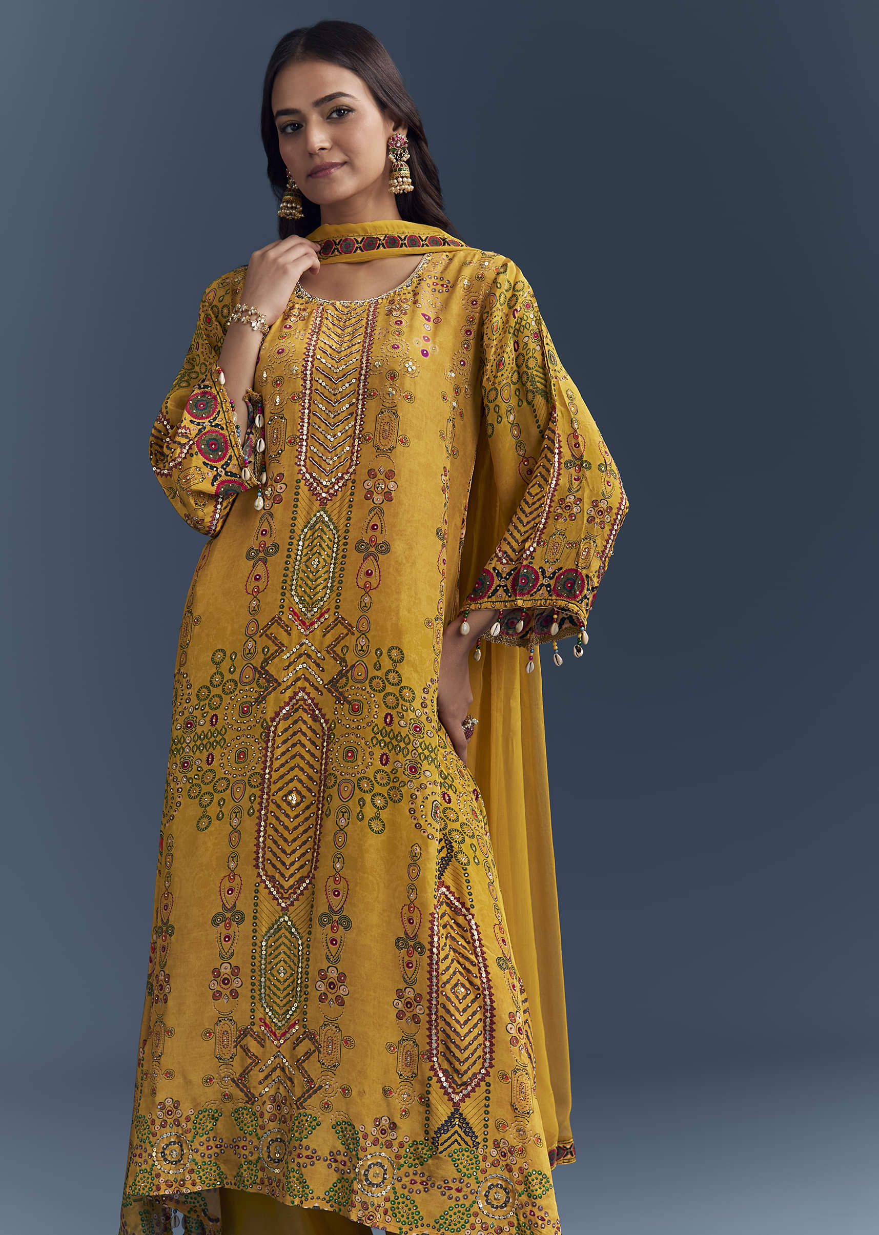 Yellow Crepe Printed Kurta Set With Sequins Work - Image 4