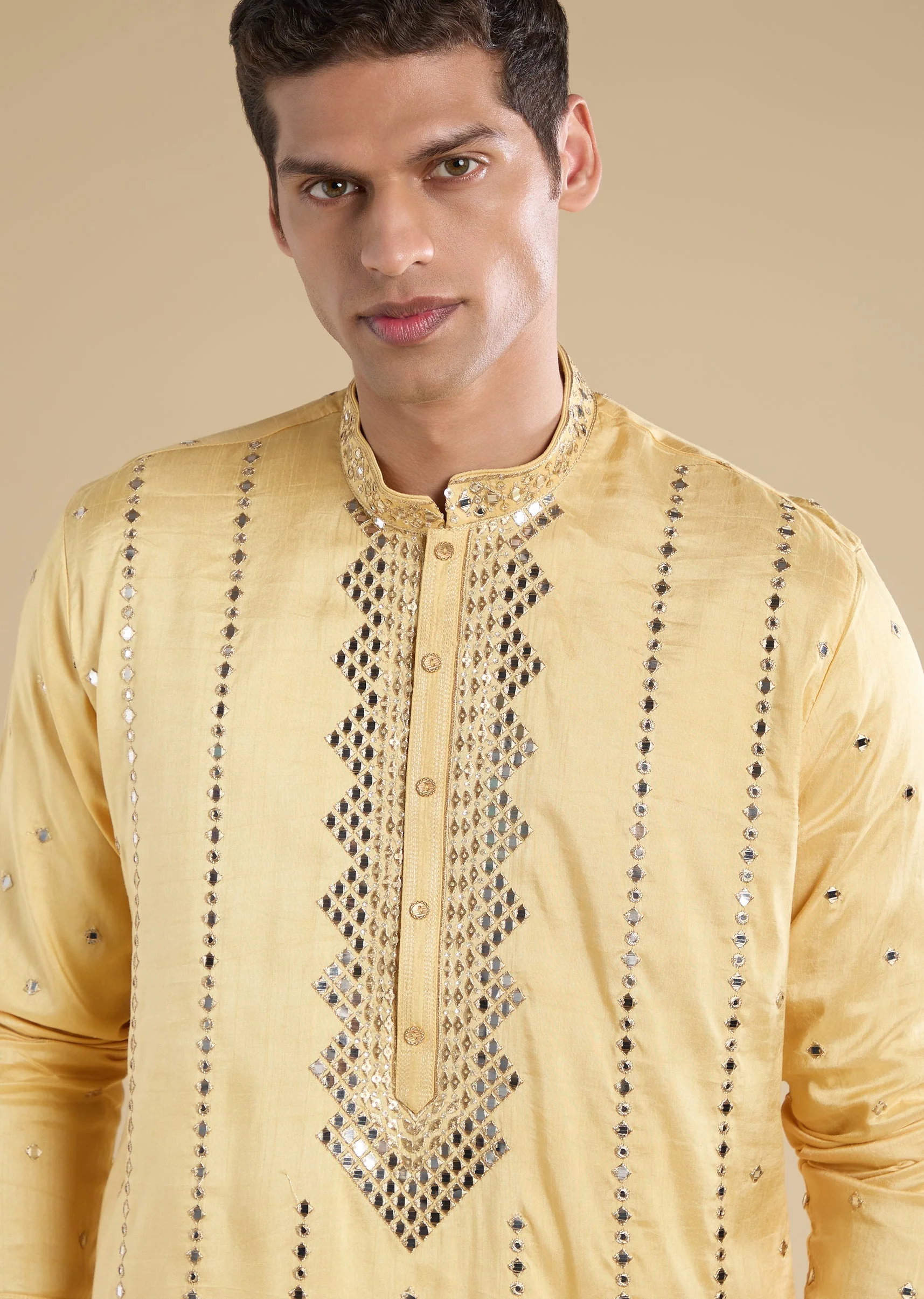 Yellow Embroidered Kurta Set With Thread Work - Image 2