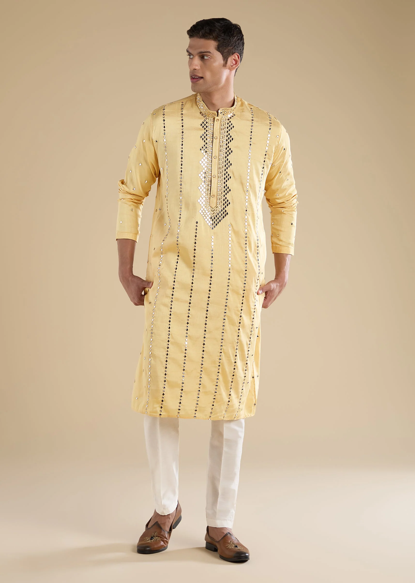 Yellow Embroidered Kurta Set With Thread Work - Image 3