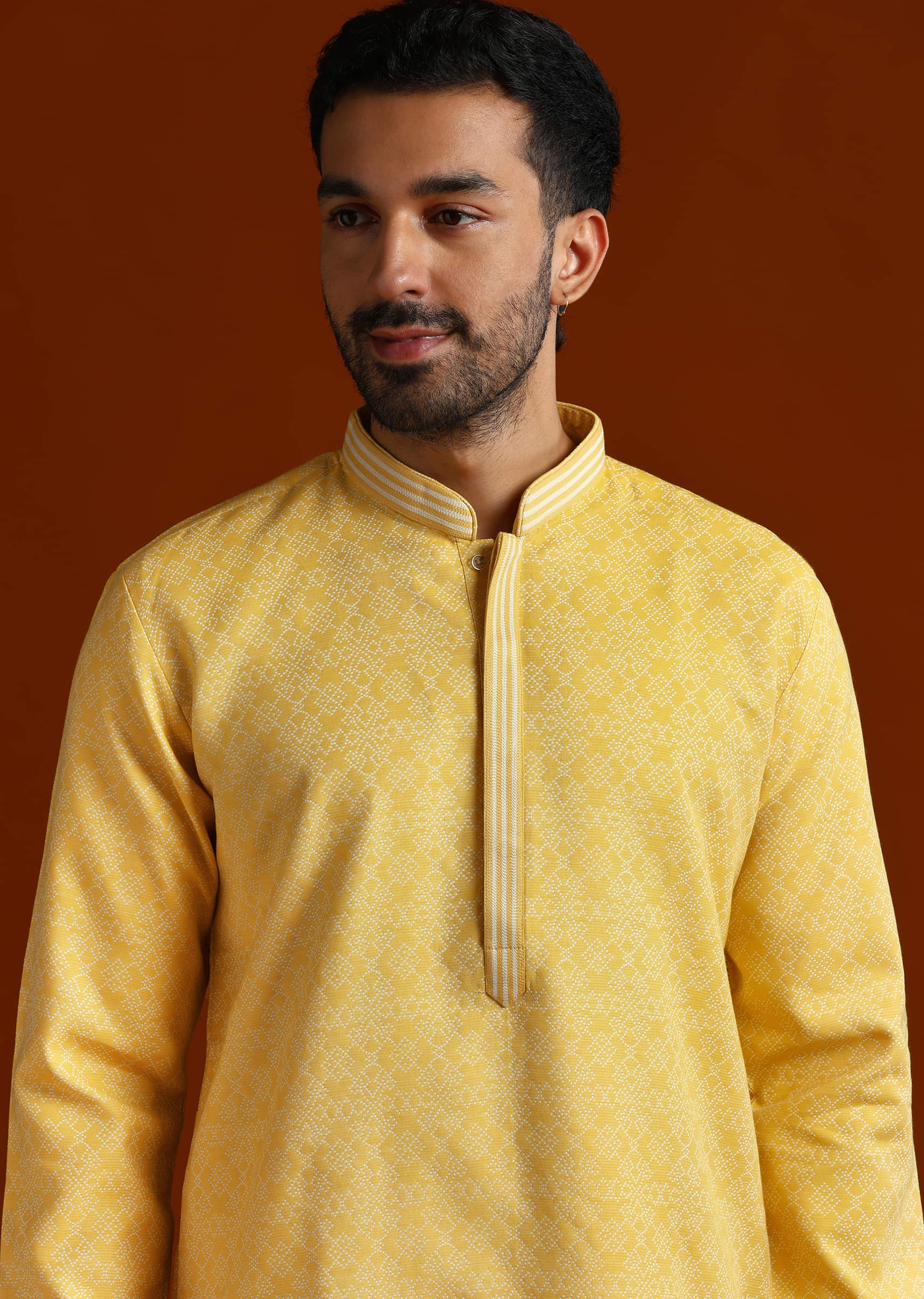 Yellow Jacquard Kurta Set For Men With Subtle Print - Image 2