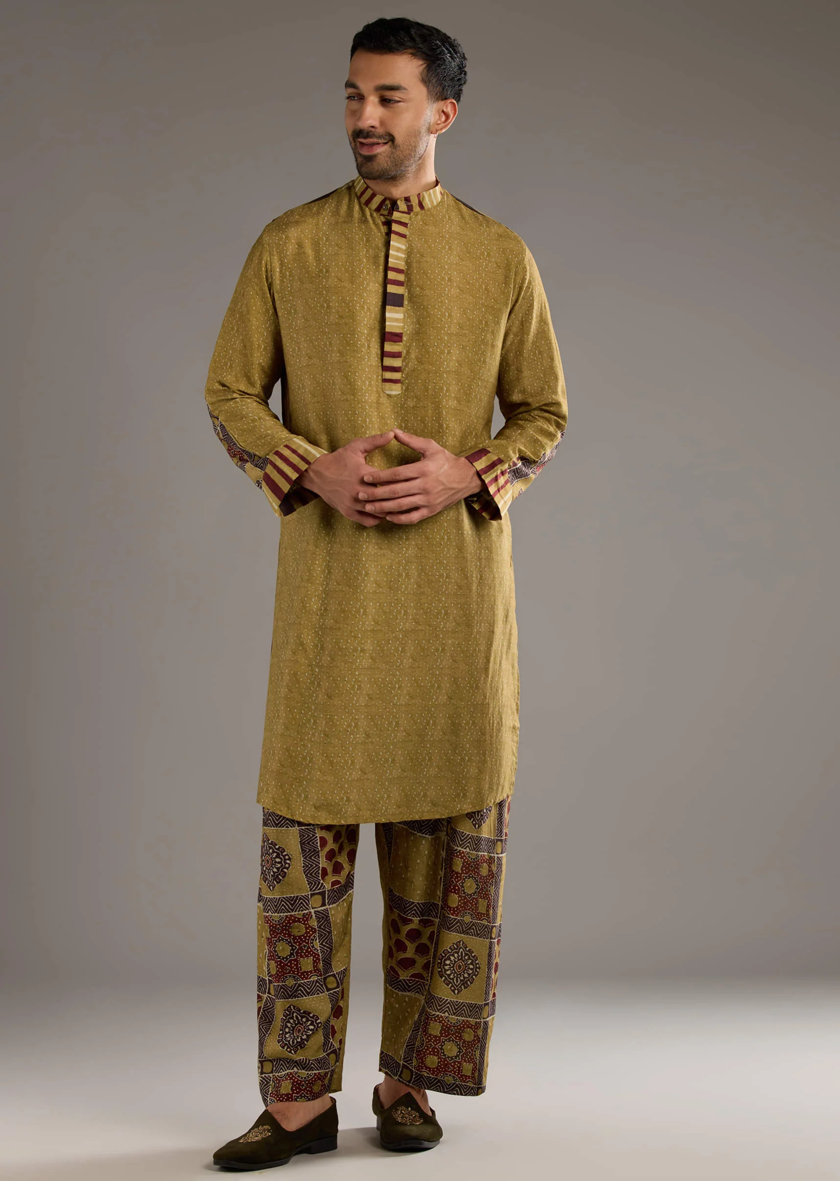 Yellow Linen Kurta Set For Men With Hand Block Ajrakh Print - Image 3