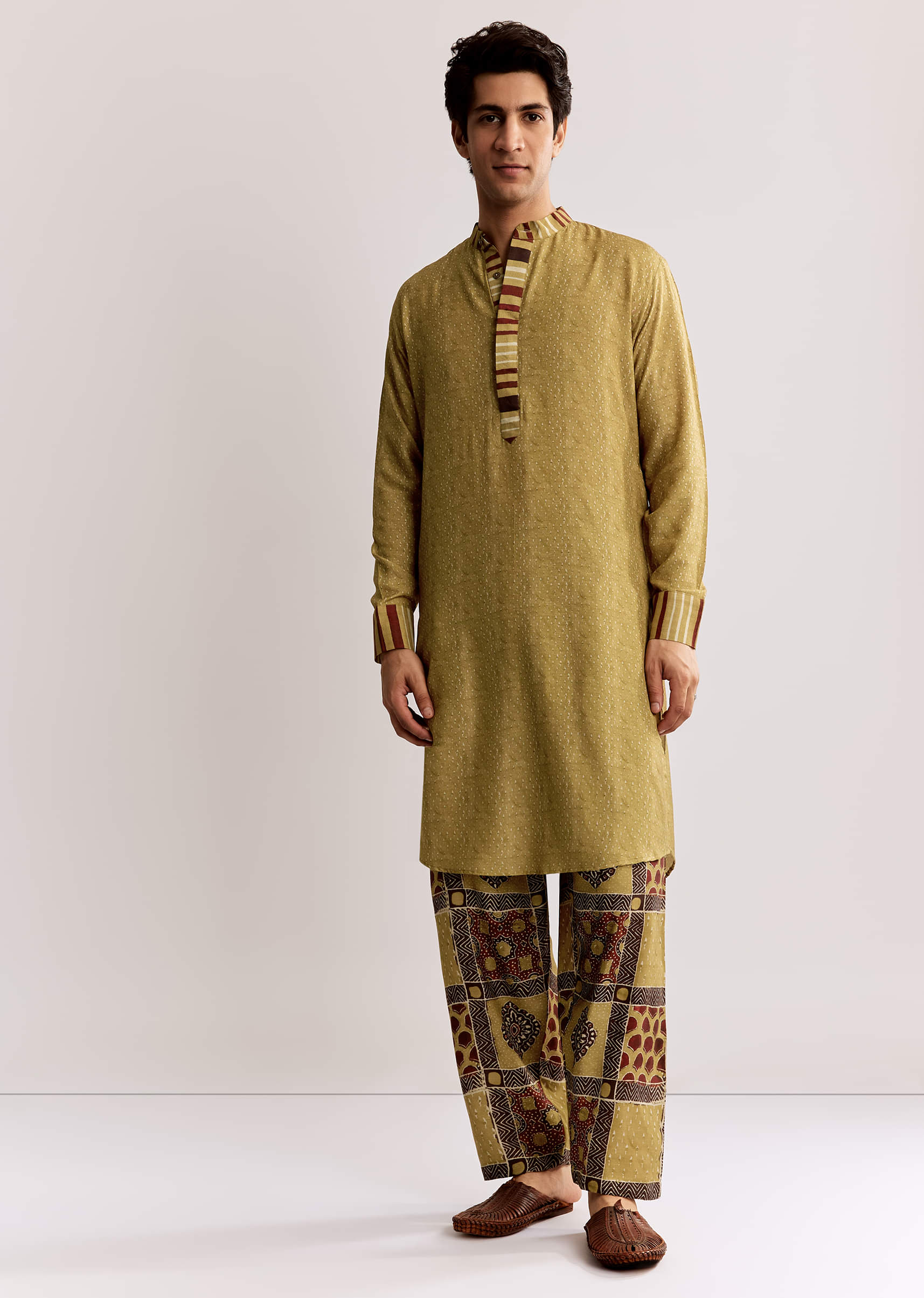 Yellow Linen Kurta Set With Ajrakh Print - Image 4