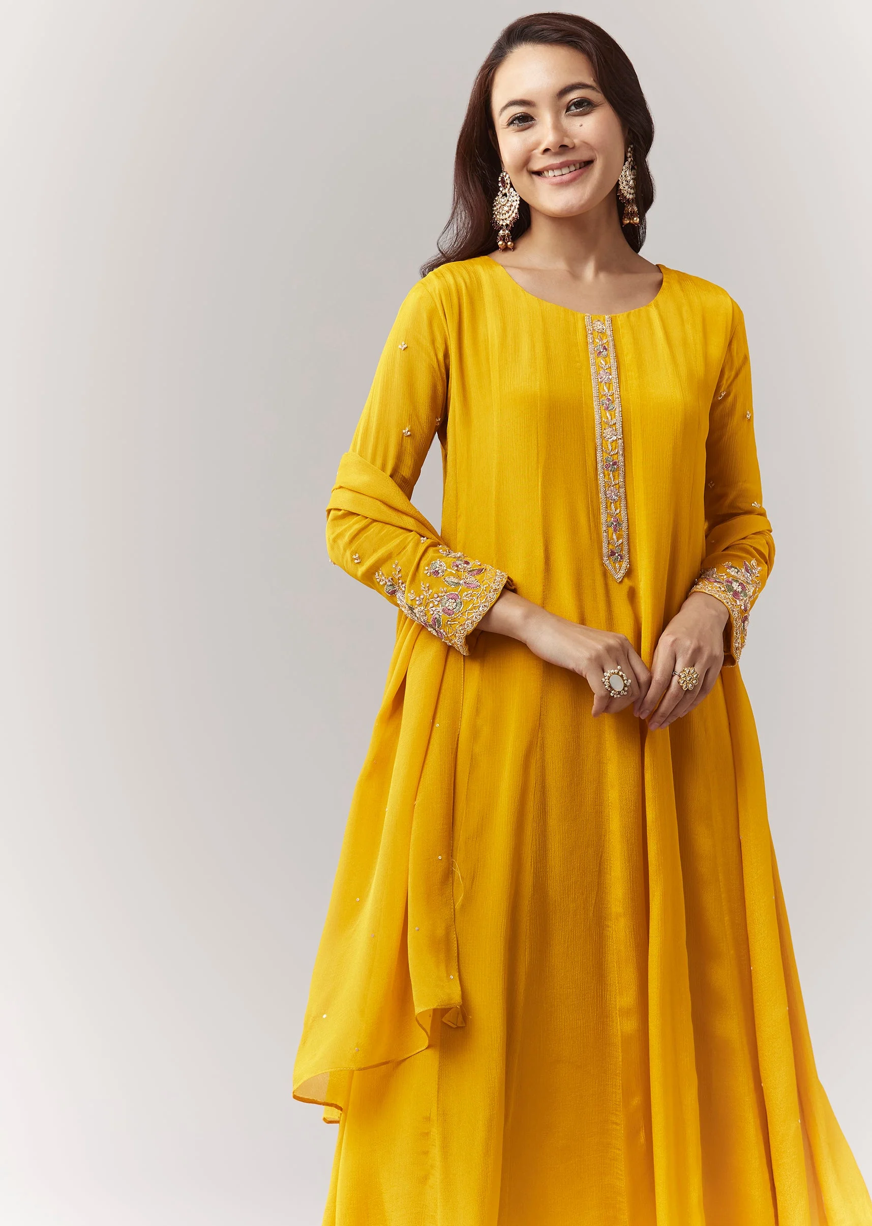 Yellow Resham Cut Dana Sleeve Anarkali Pant Set With Dupatta - Image 4