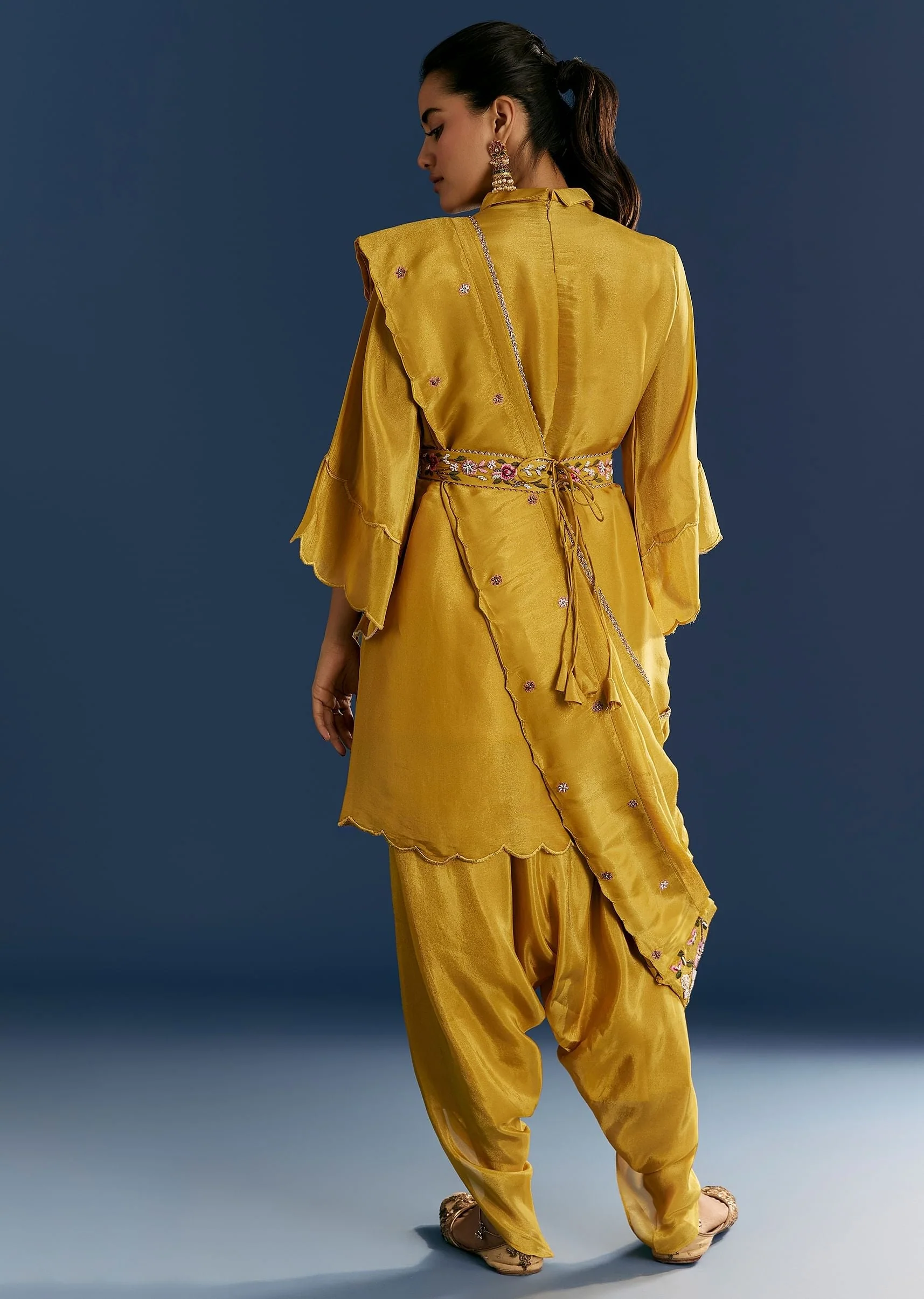 Yellow Resham Embroidered Kurta Dhoti Set With Draped Dupatta And Belt - Image 5