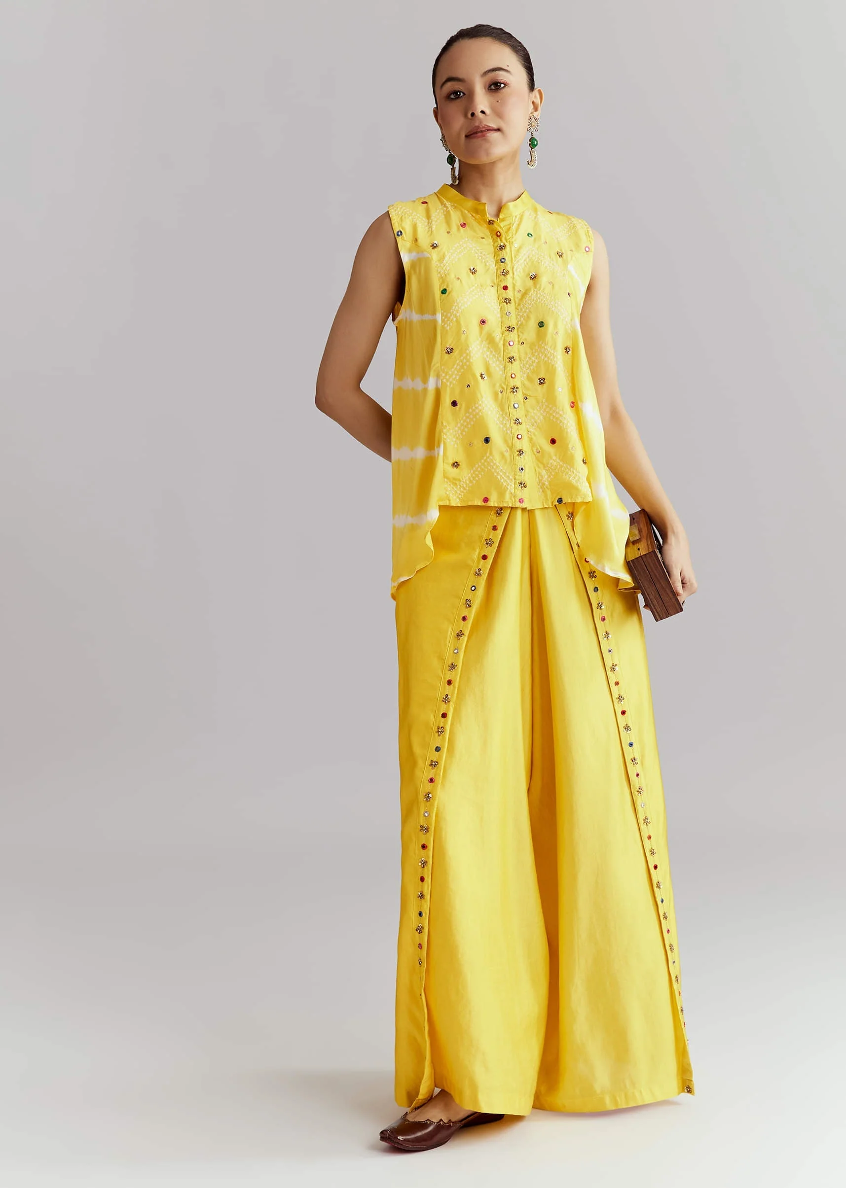 Yellow Satin Indo Western Set With Bandhani And Leheriya Print - Image 3