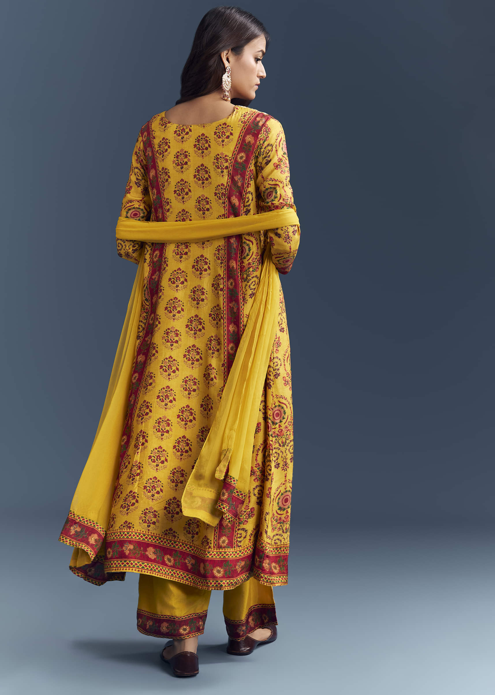 Yellow Silk Anarkali Suit With Floral Print And Zari Embroidery - Image 5