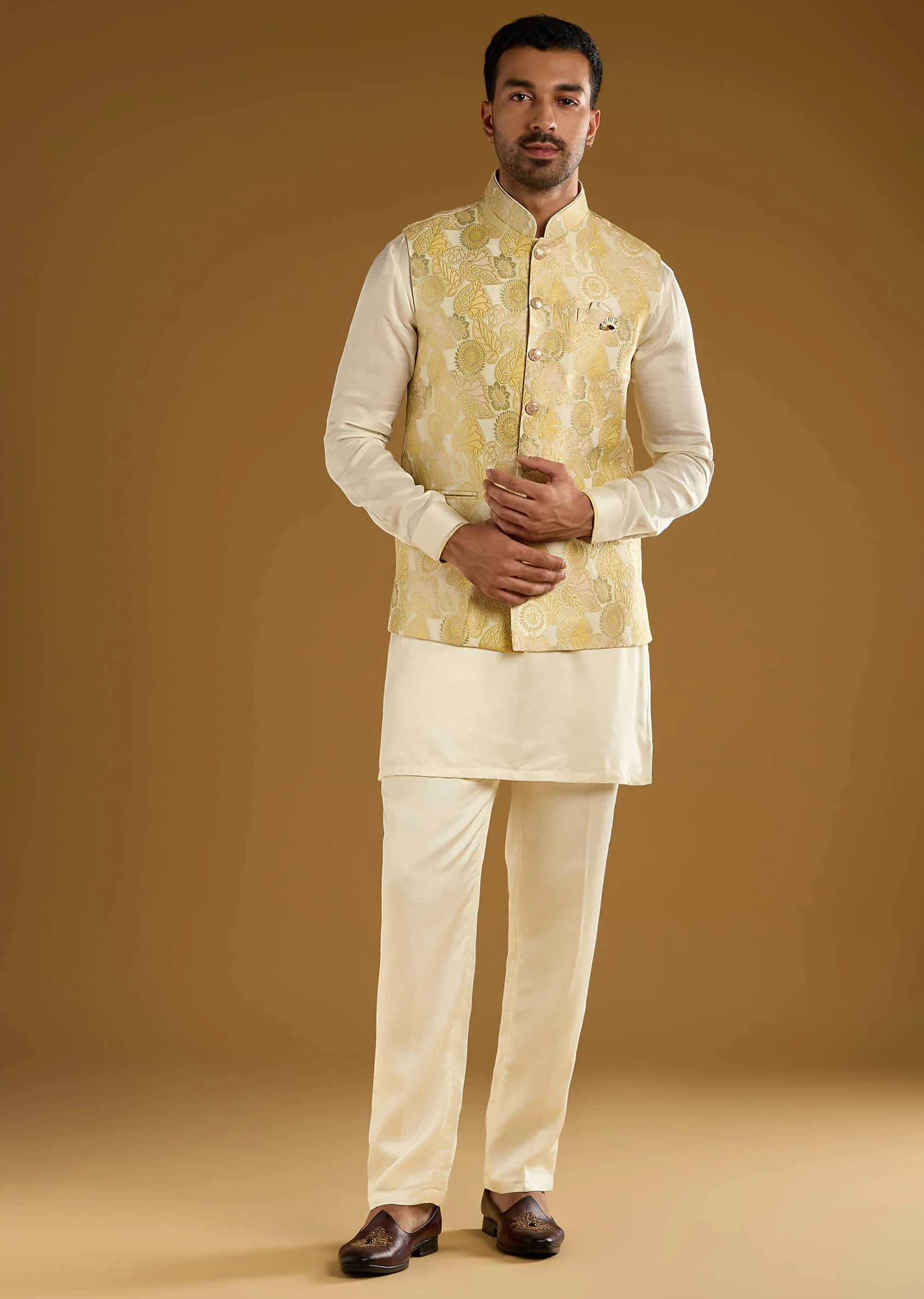 Yellow Silk Jacquard Kurta Jacket Set For Men With Resham Embroidery - Image 3