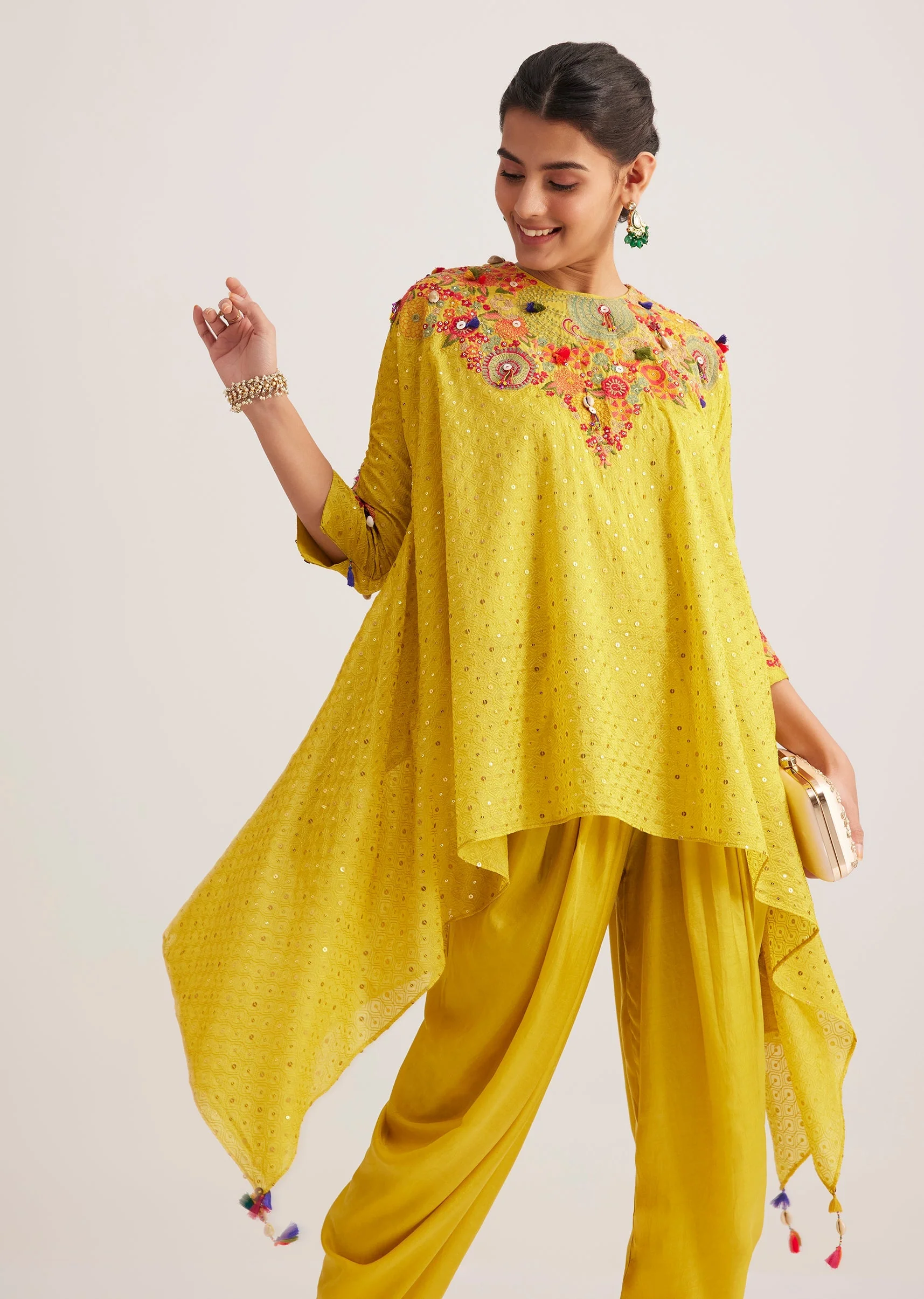 Yellow Silk Kurta Dhoti Set With Resham Embroidery And Tassel Details - Image 4
