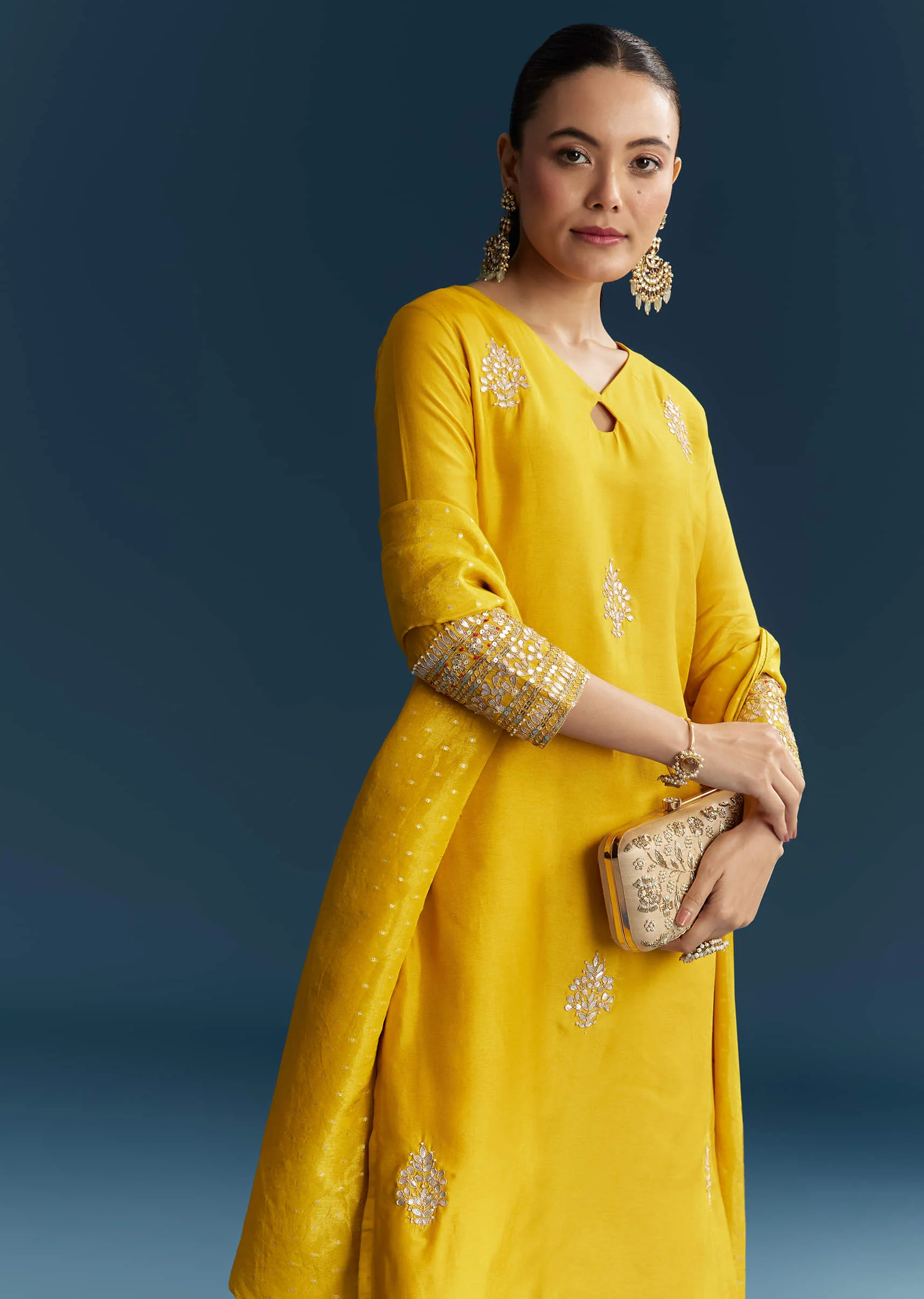 Yellow Silk Kurta Set With Gotta Work - Image 4