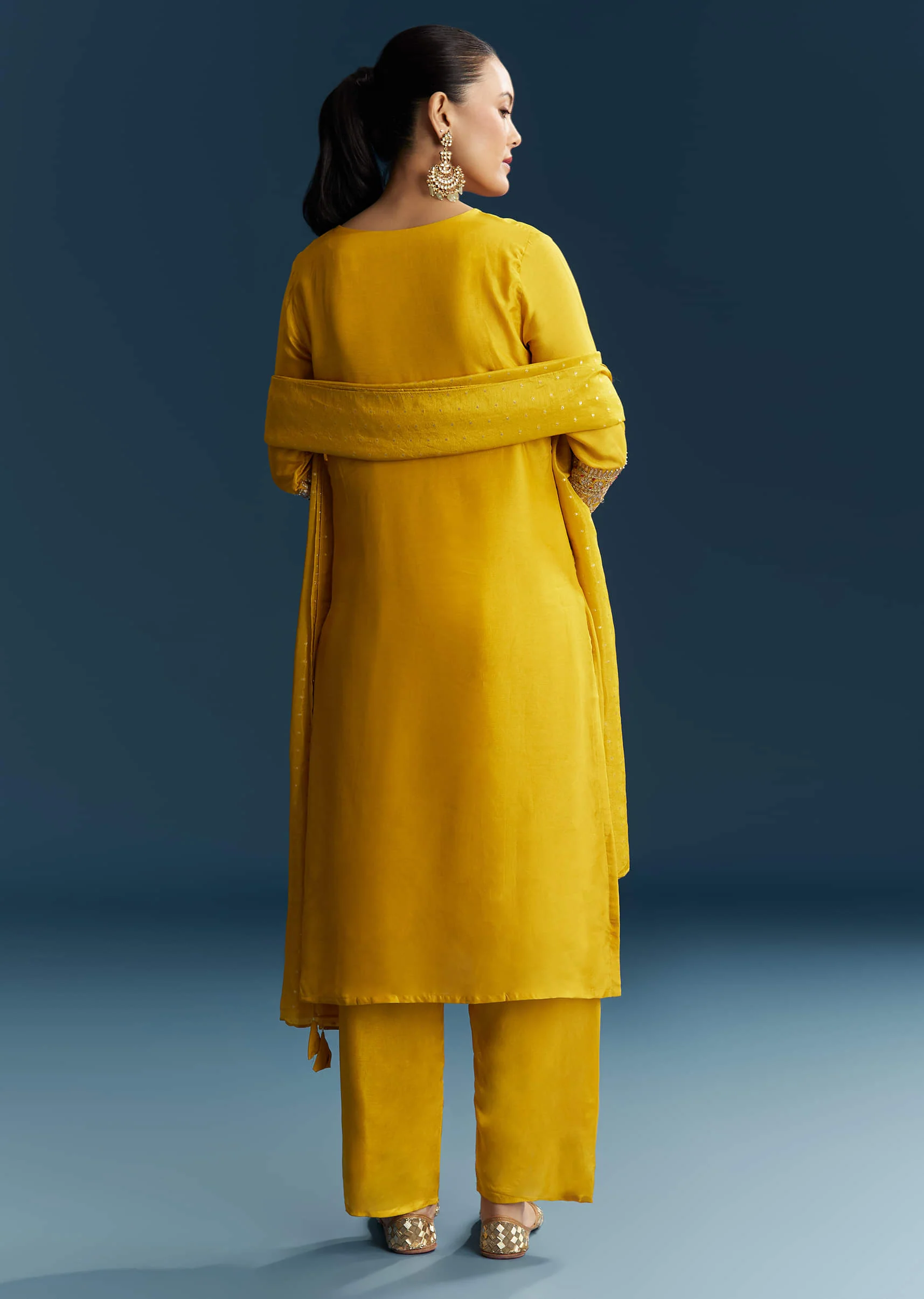 Yellow Silk Kurta Set With Gotta Work - Image 5
