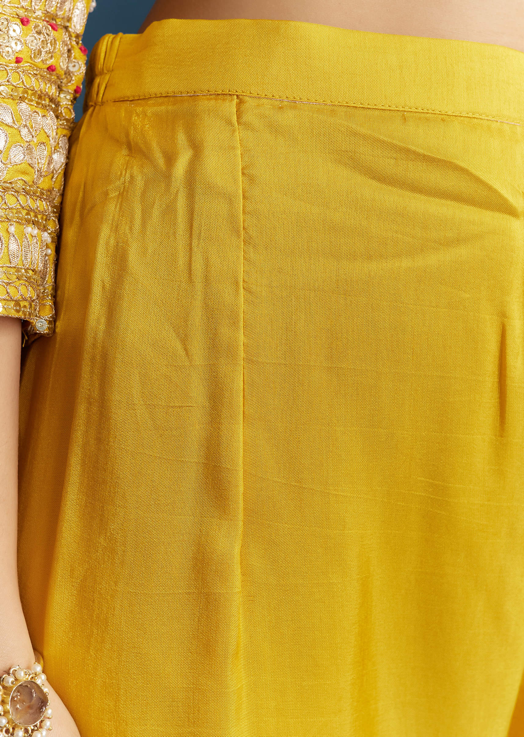 Yellow Silk Kurta Set With Gotta Work - Image 6