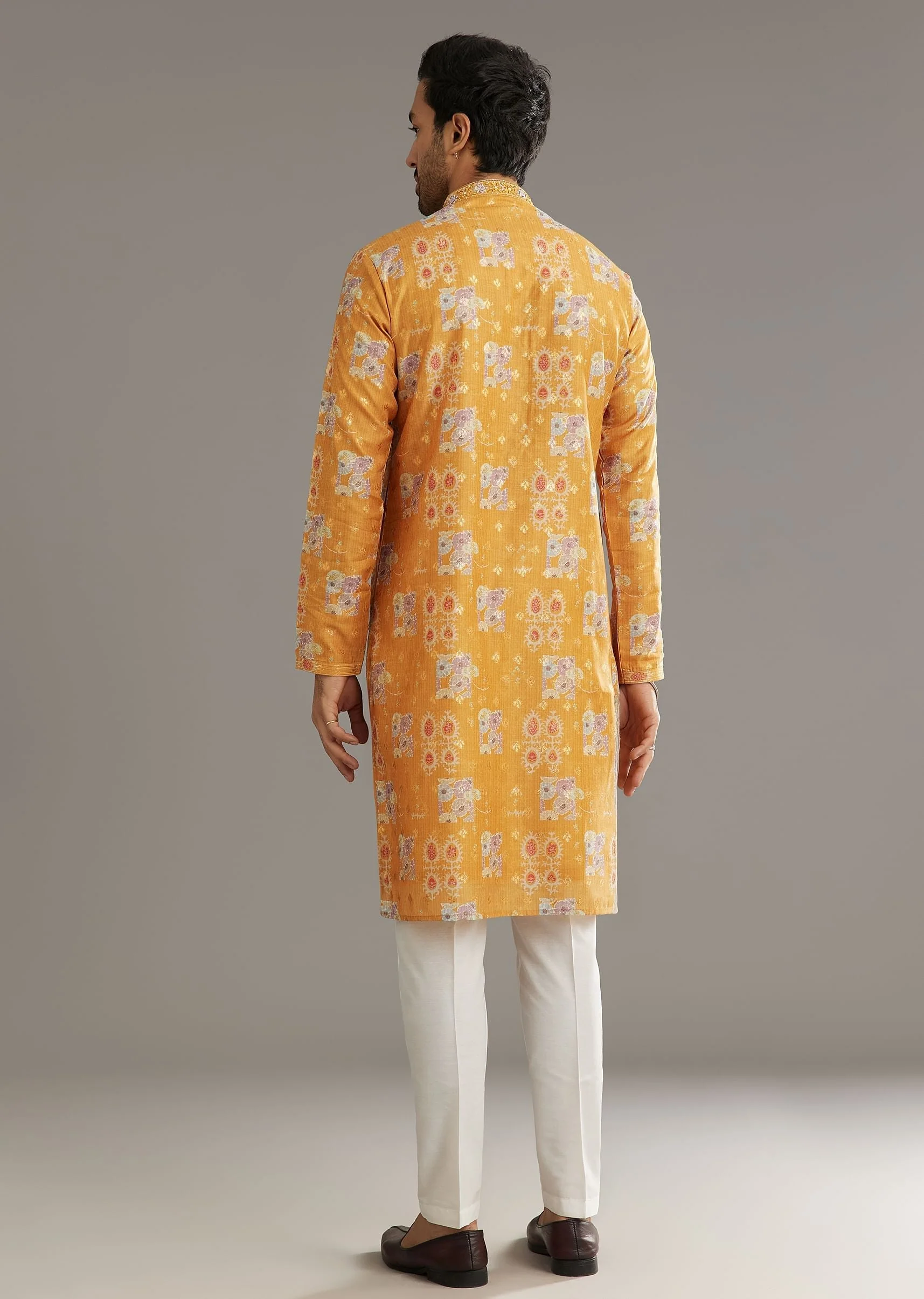 Yellow Silk Kurta Set With Print Work - Image 5