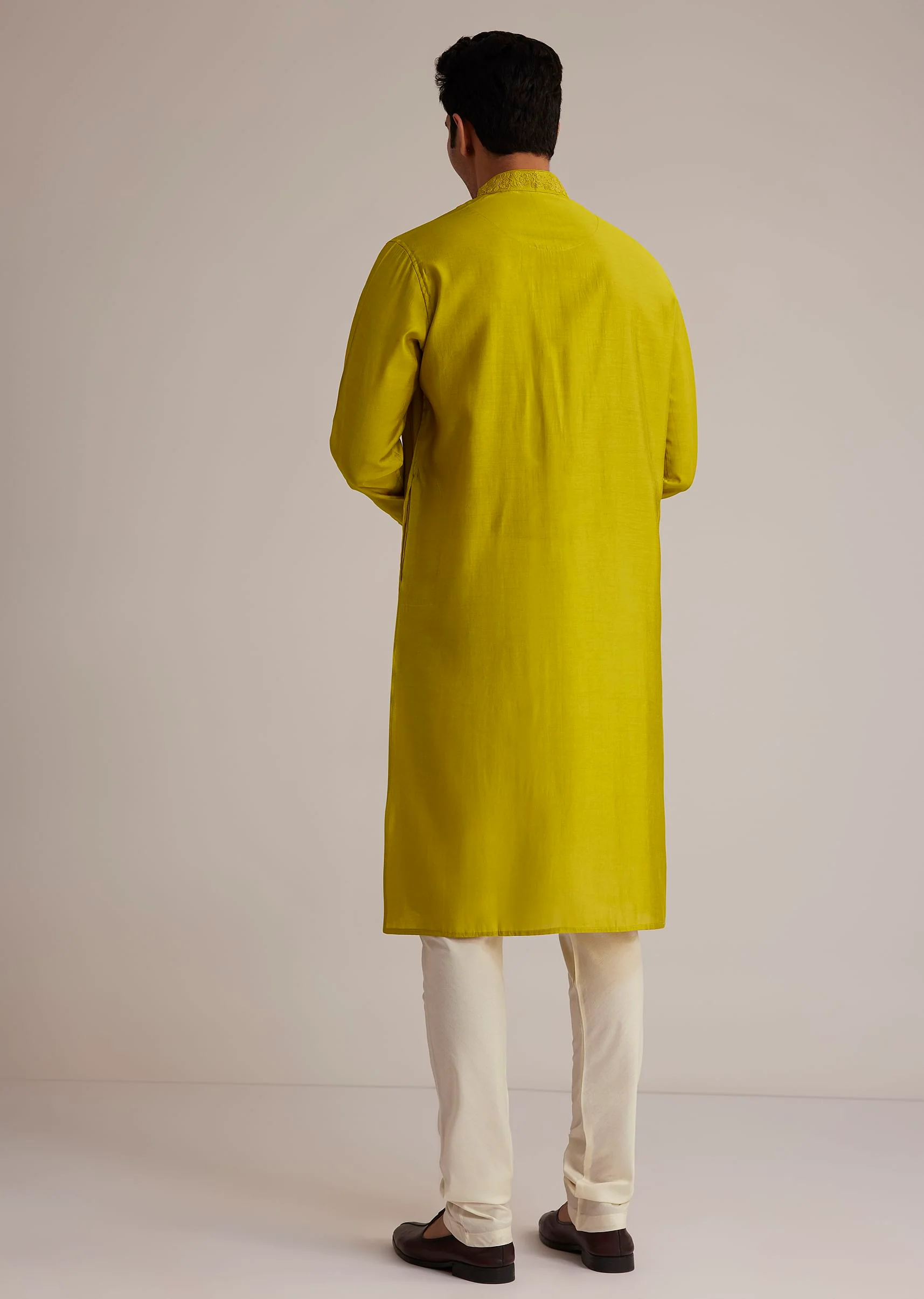 Yellow Silk Kurta With Thread Embroidery - Image 5